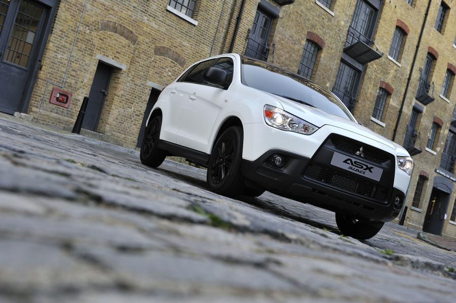  Mitsubishi ASX Black 2011 года  (UK) (фото 62 из 109)